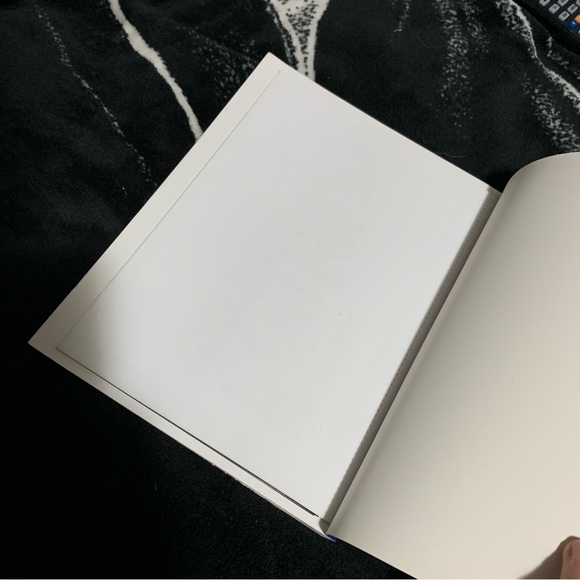 The Oatmeal | How To Punch A Dolphin In The Mouth Book (w/poster!) - Picture 4 of 5